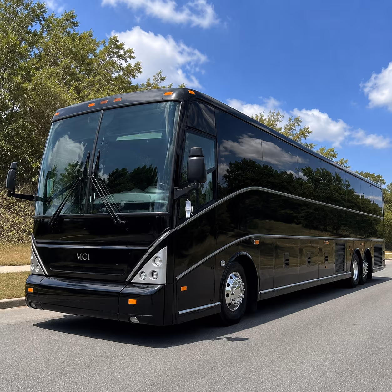 charter buses to the dallas cowboys training camp at river ridge fields