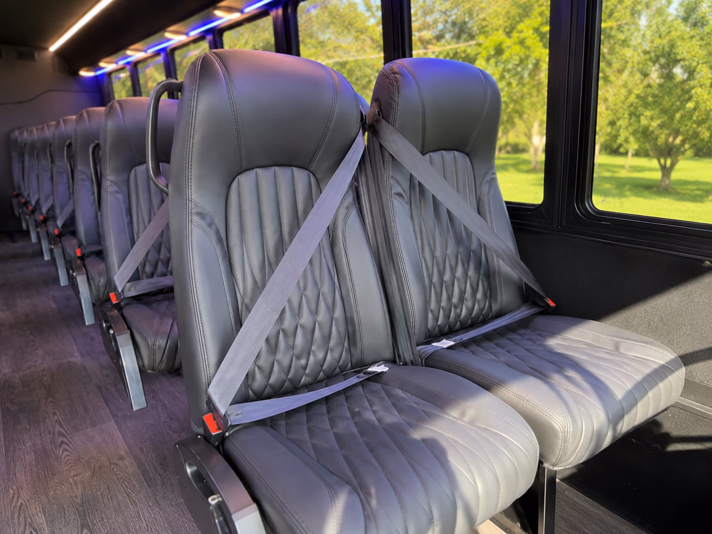 minibuses and charter buses for rio mesa and hueneme high prom
