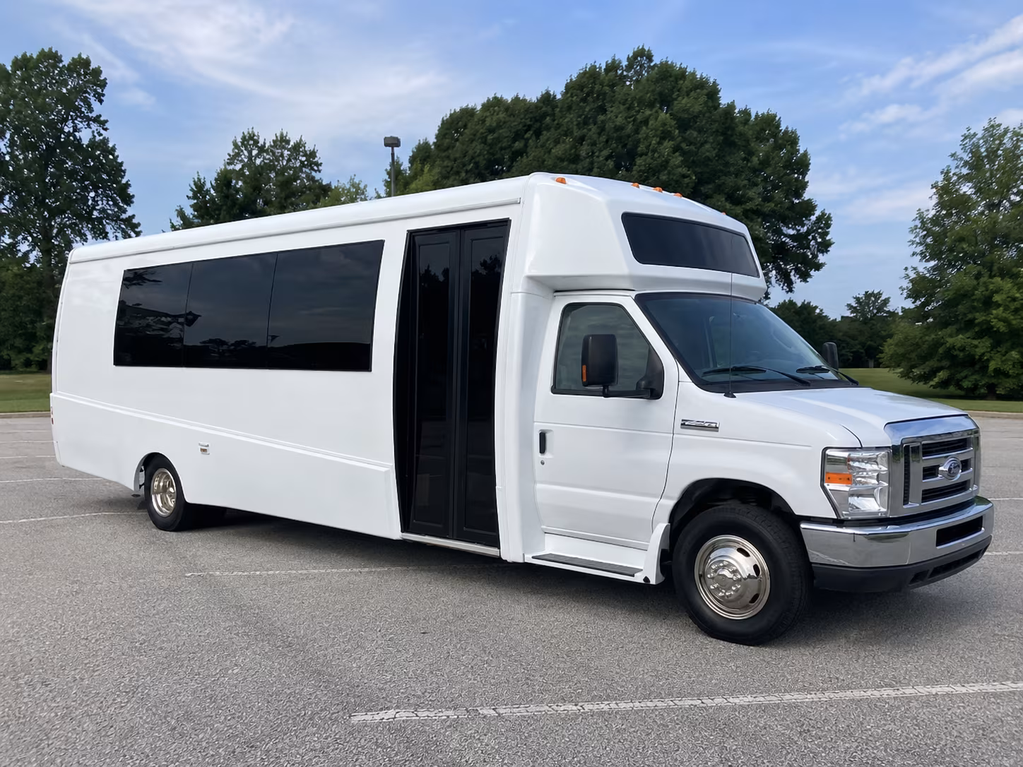 oxnard 18 passenger party bus