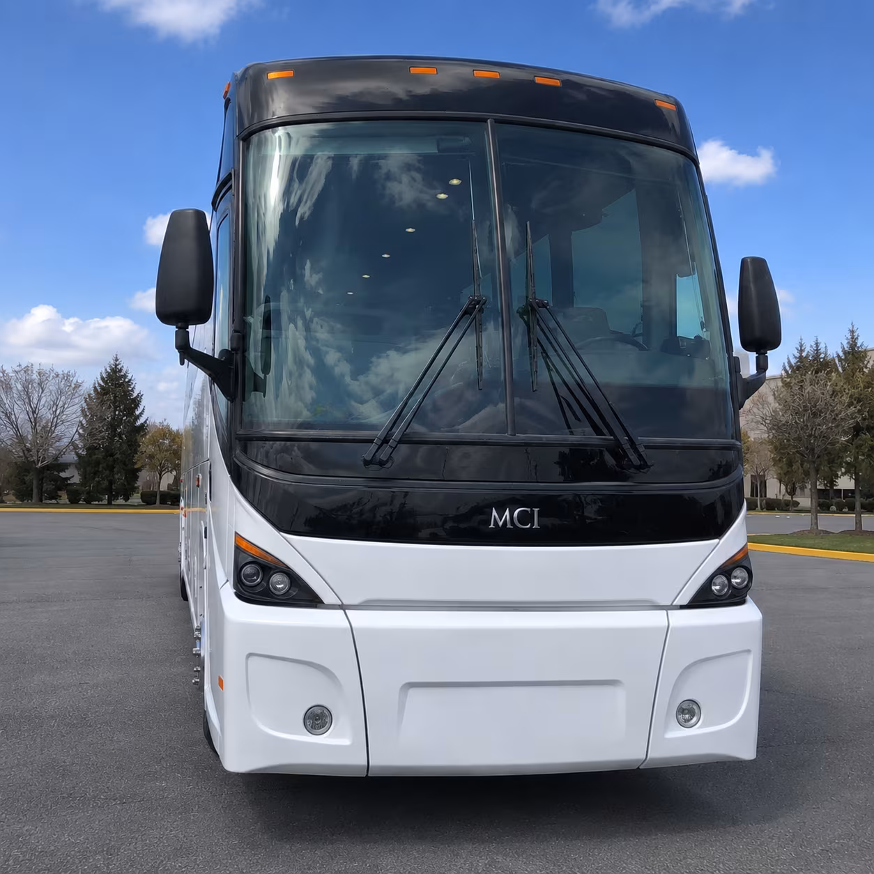 oxnard and camarillo employee shuttle buses from the metrolink station