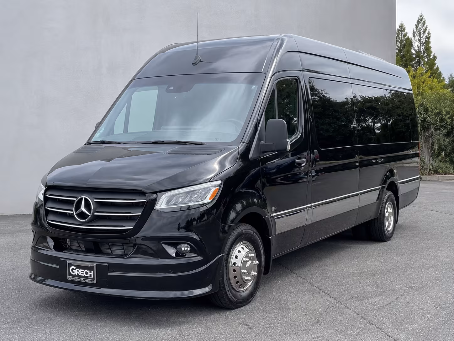 oxnard employee transportation onboard seating