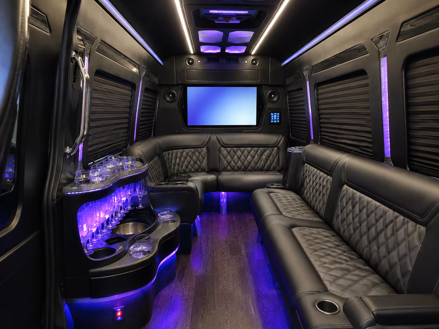 prom buses serving camarillo ventura and thousand oaks groups